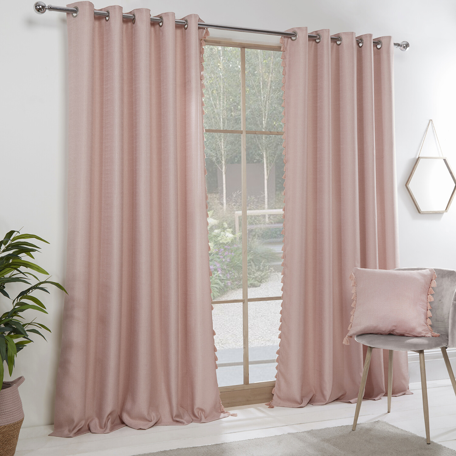 Light-Pink-Curtains-Dubai